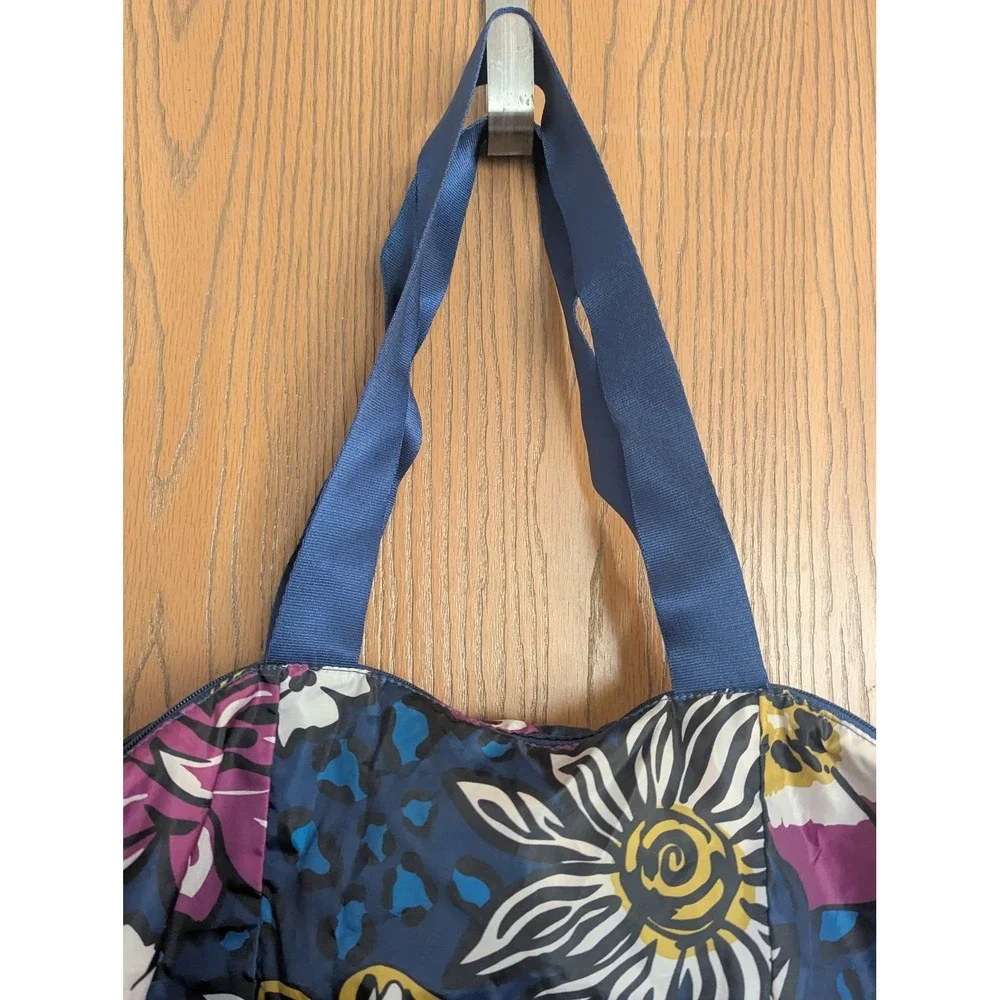 Vera Bradley 